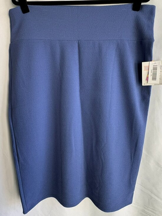 LuLaRoe Dresses & Skirts - LuLaRoe Cassie 3XL Periwinkle Solid Skirt NWT